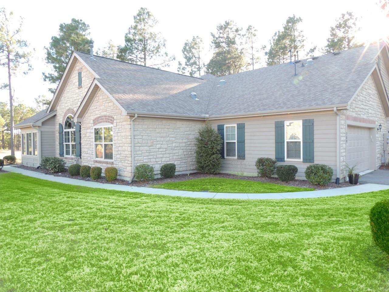 Property Photo: 109 Essex Place NC 28387