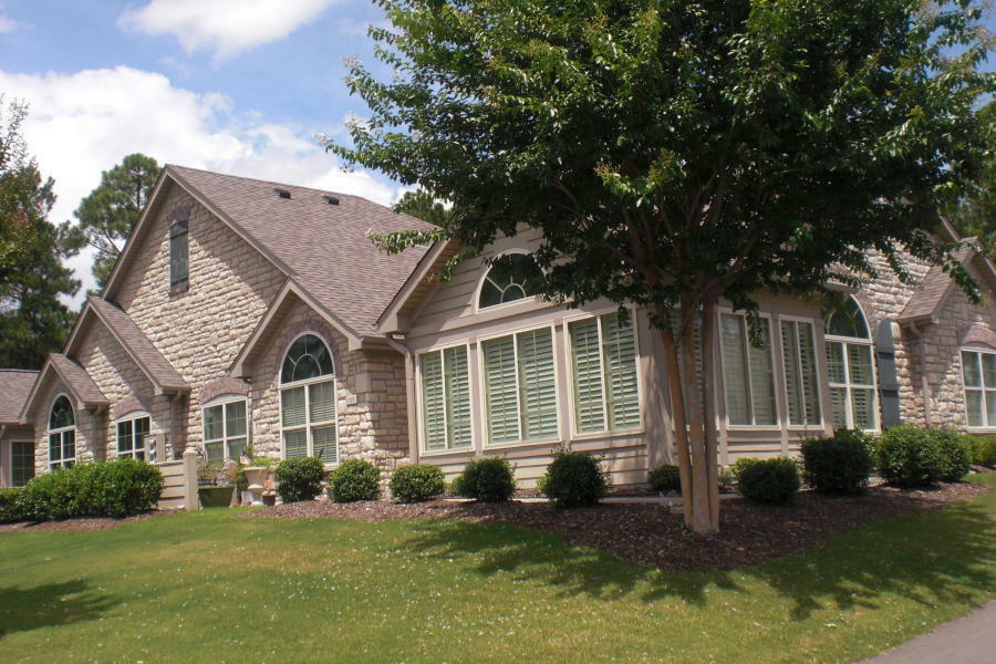 Property Photo: 128 W Chelsea Court NC 28387
