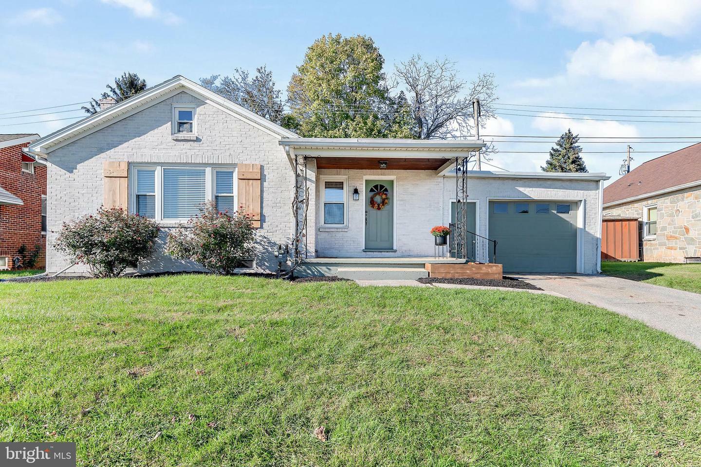 Property Photo:  4001 Wolfs Church Road  PA 17408 