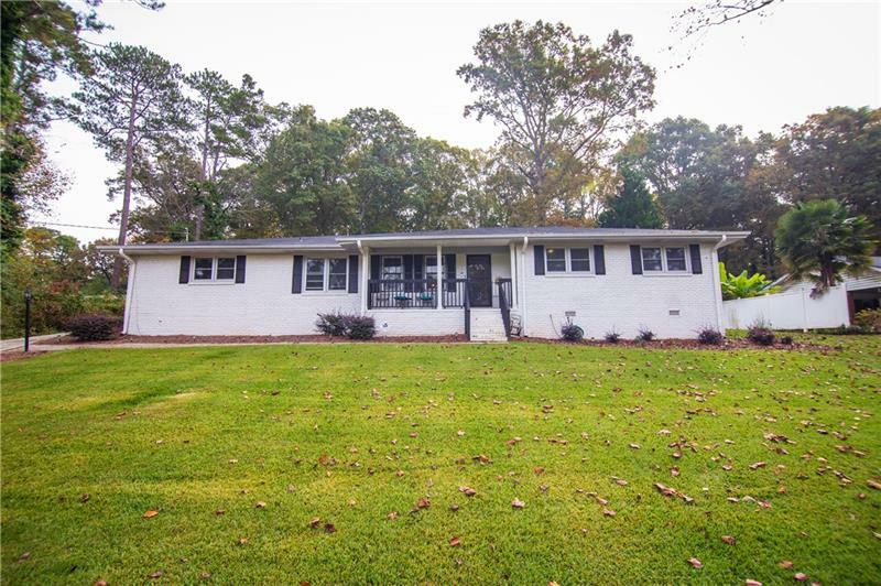 Property Photo:  6021 Labama Drive SW  GA 30126 