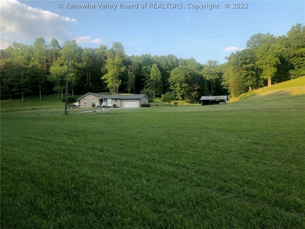 1778 Hereford Road  Hurricane WV 25526 photo