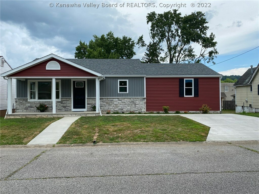 Property Photo: 2132 Grant Avenue WV 25177