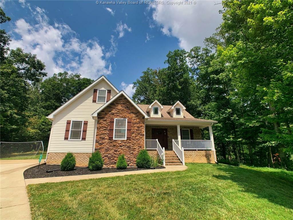 Property Photo: 426 Woodberry Way WV 25213