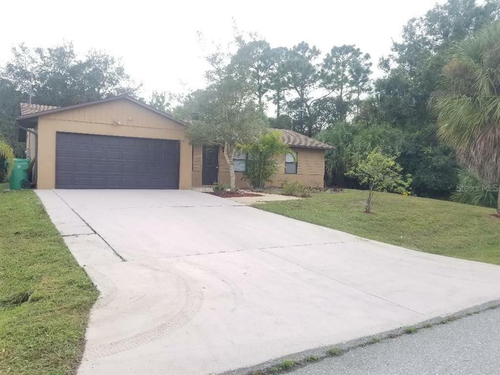 Property Photo:  21279 Gaylord Avenue  FL 33954 