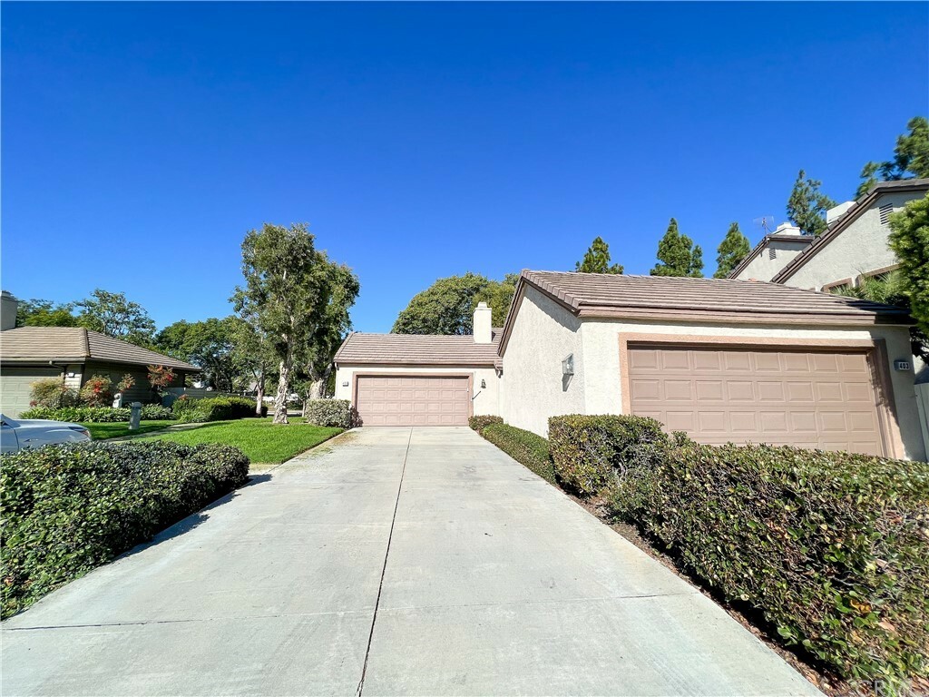 Property Photo:  405 E Yale 18  CA 92614 