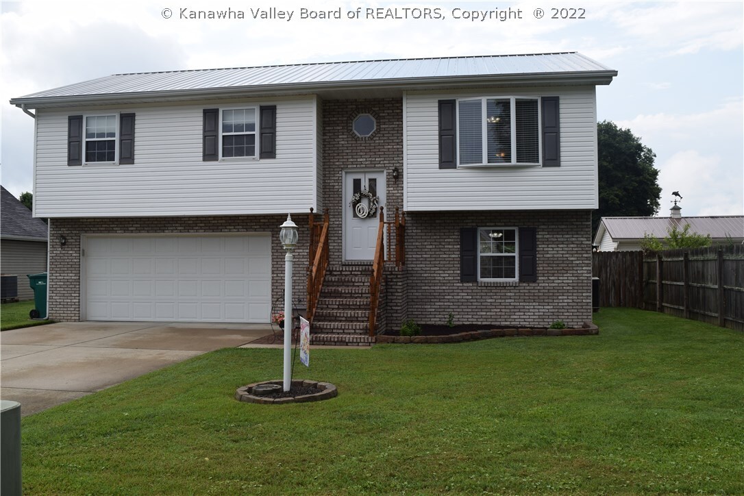 Property Photo: 41 Grapevine Street WV 25213