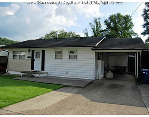 Property Photo: 215 Lakeview Drive WV 25526