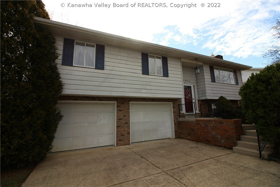 Property Photo: 126 Rogers Circle WV 25526
