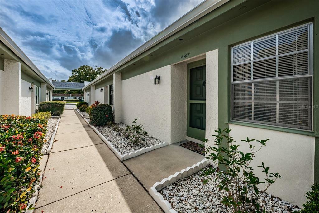 Property Photo:  4697 Lake Boulevard F  FL 33762 