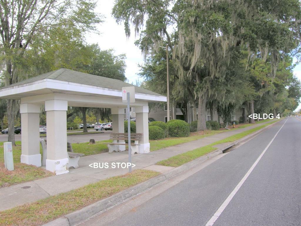 Property Photo:  4000 SW 23rd Street 4-207  FL 32608 