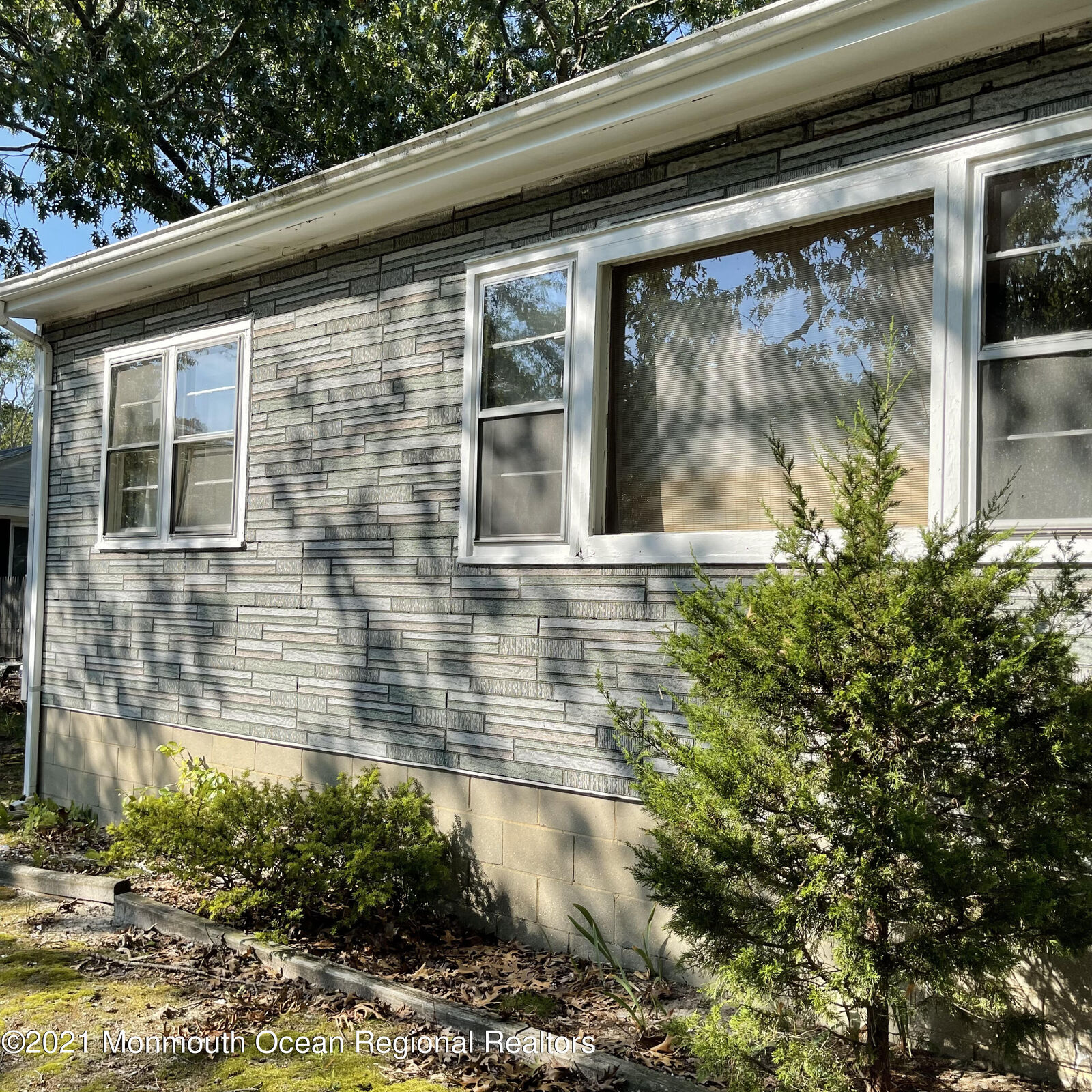 Property Photo:  1940 South Street  NJ 08753 