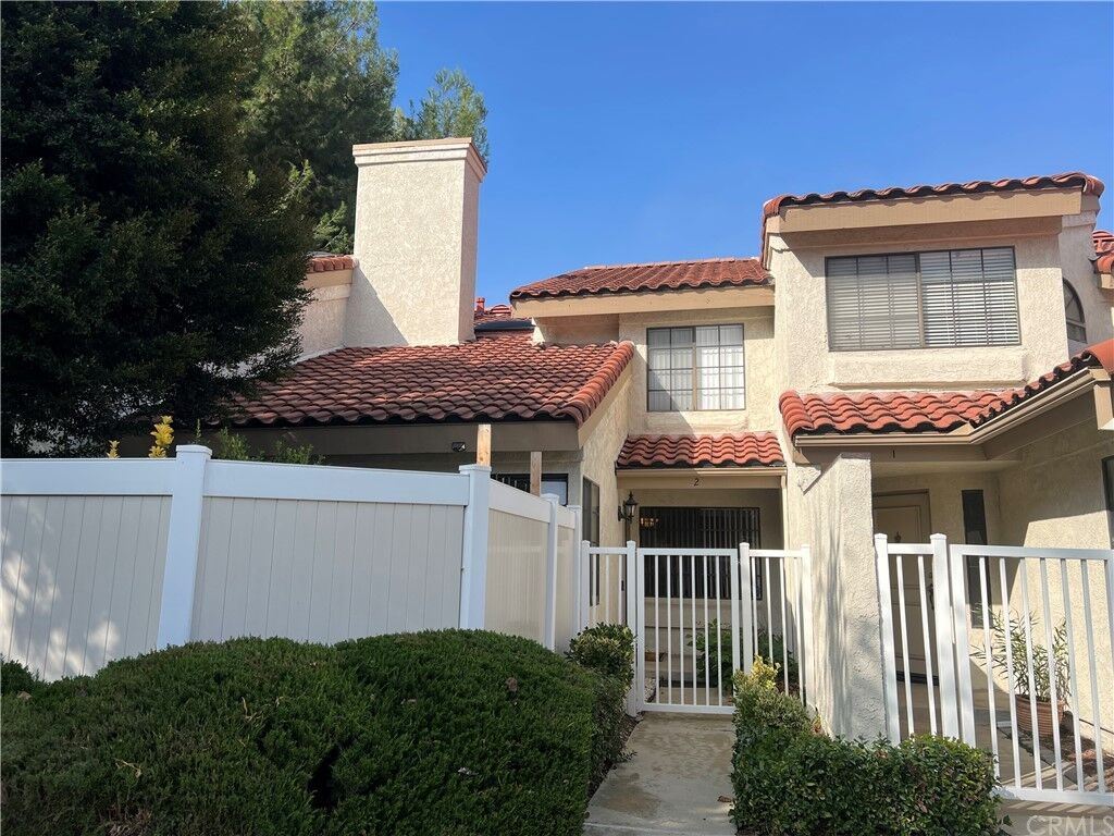 Property Photo:  22910 Colombard Lane 2  CA 91765 