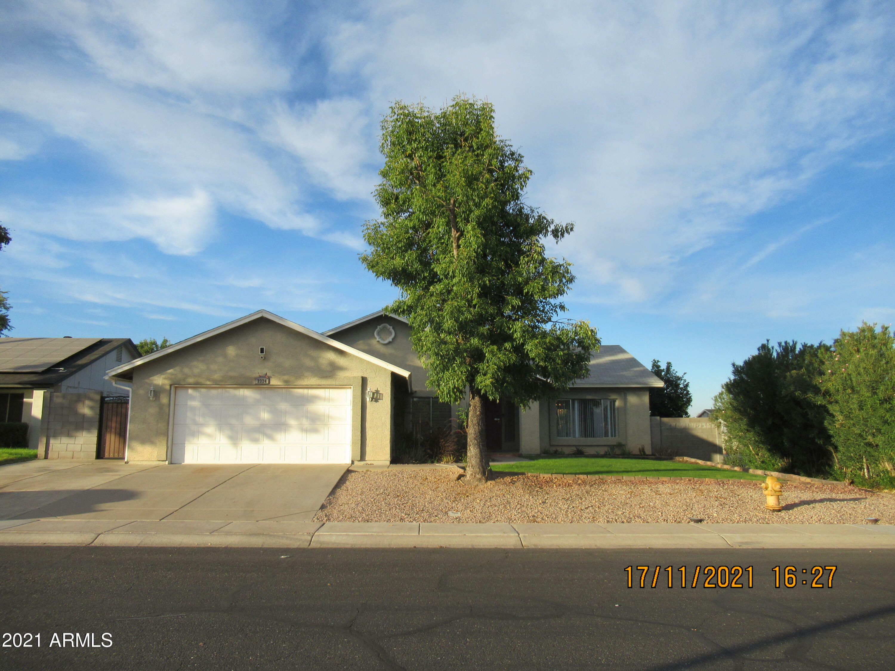 Property Photo:  2324 W Highland Court  AZ 85224 