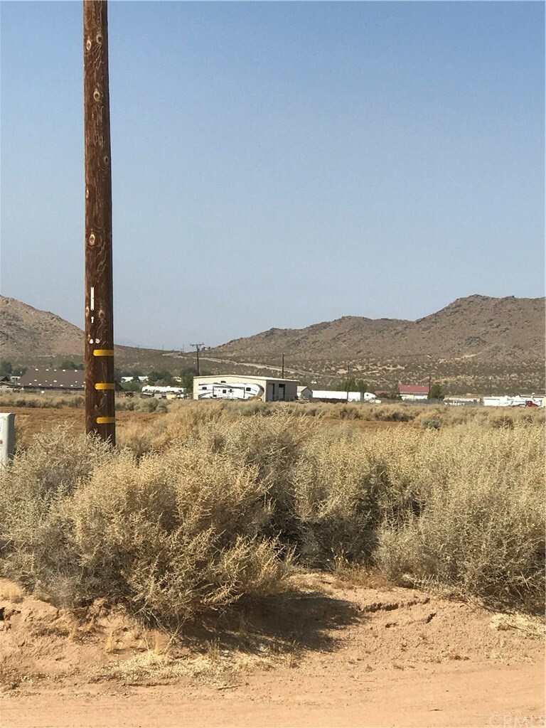 Property Photo: 0 Dakota CA 92307