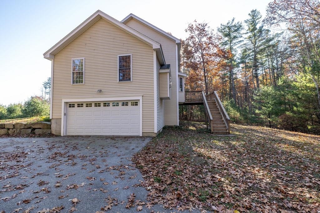 Property Photo:  193 S Ridge Drive  NH 03109 