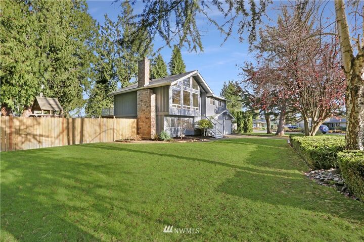 Property Photo:  12975 Eagle Drive  WA 98233 