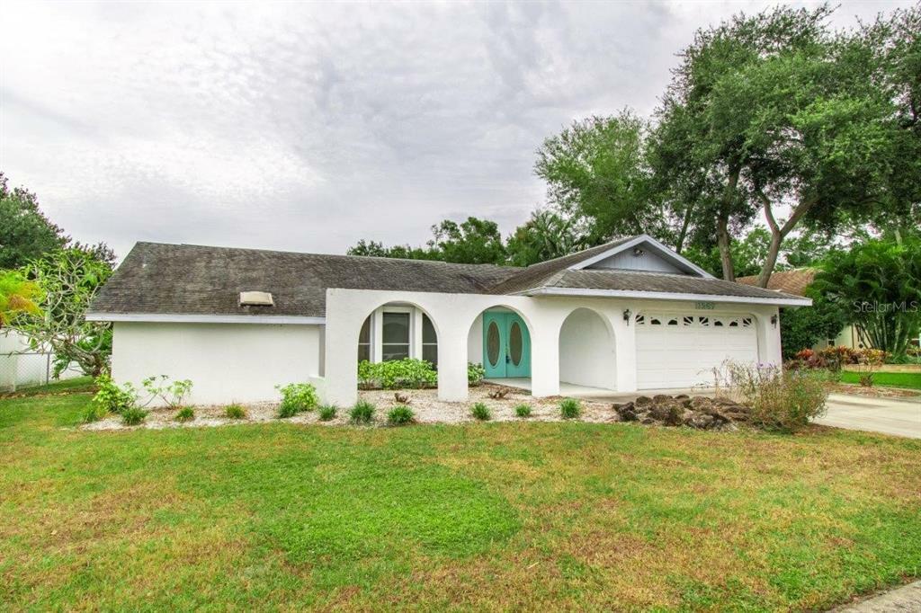 Property Photo:  11267 Tradewinds Boulevard  FL 33773 