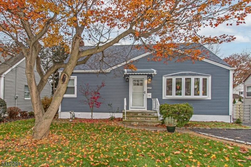 Property Photo:  992 Milton Blvd  NJ 07065 