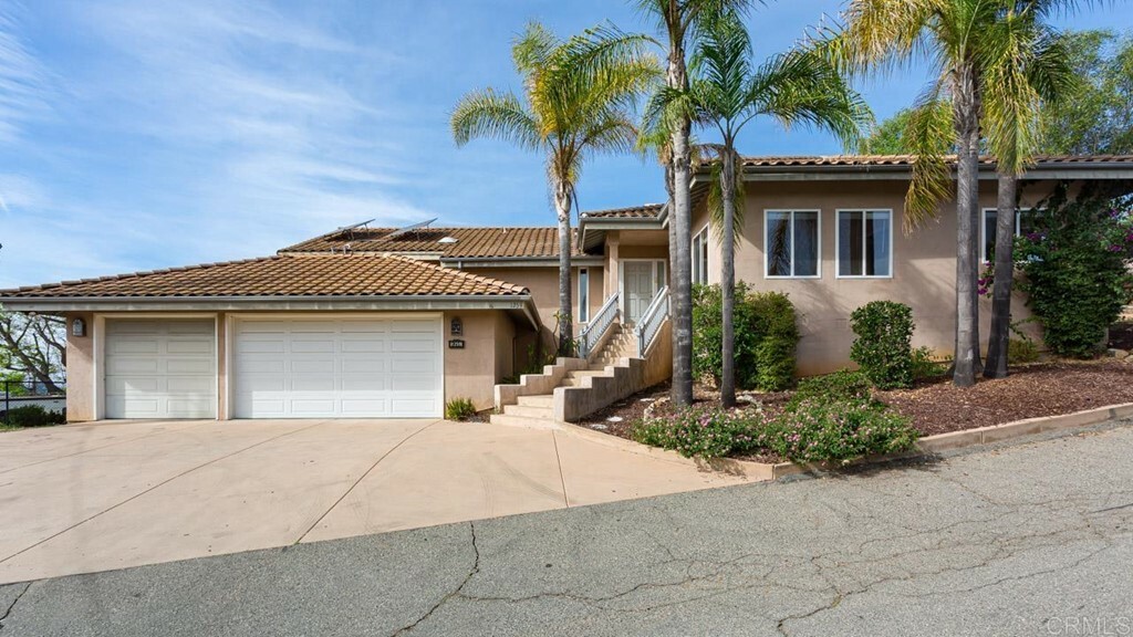 Property Photo:  1259 Alta Vista Drive  CA 92084 