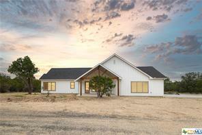 Property Photo:  2 Cherokee Trail  TX 78676 