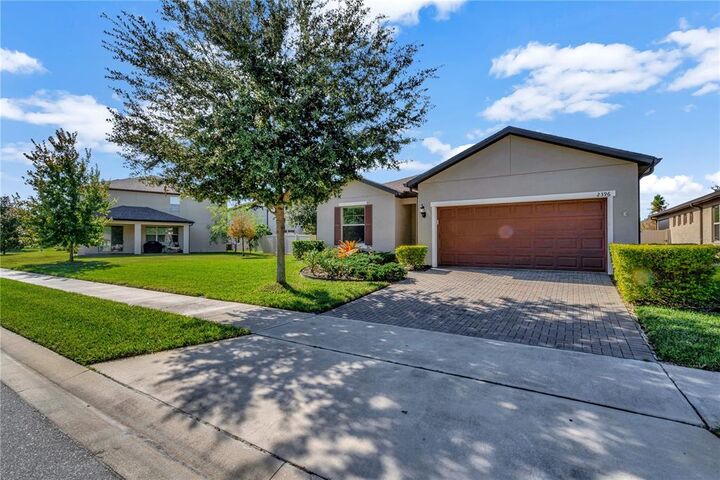 Property Photo: 2396 Gratia Place FL 32707