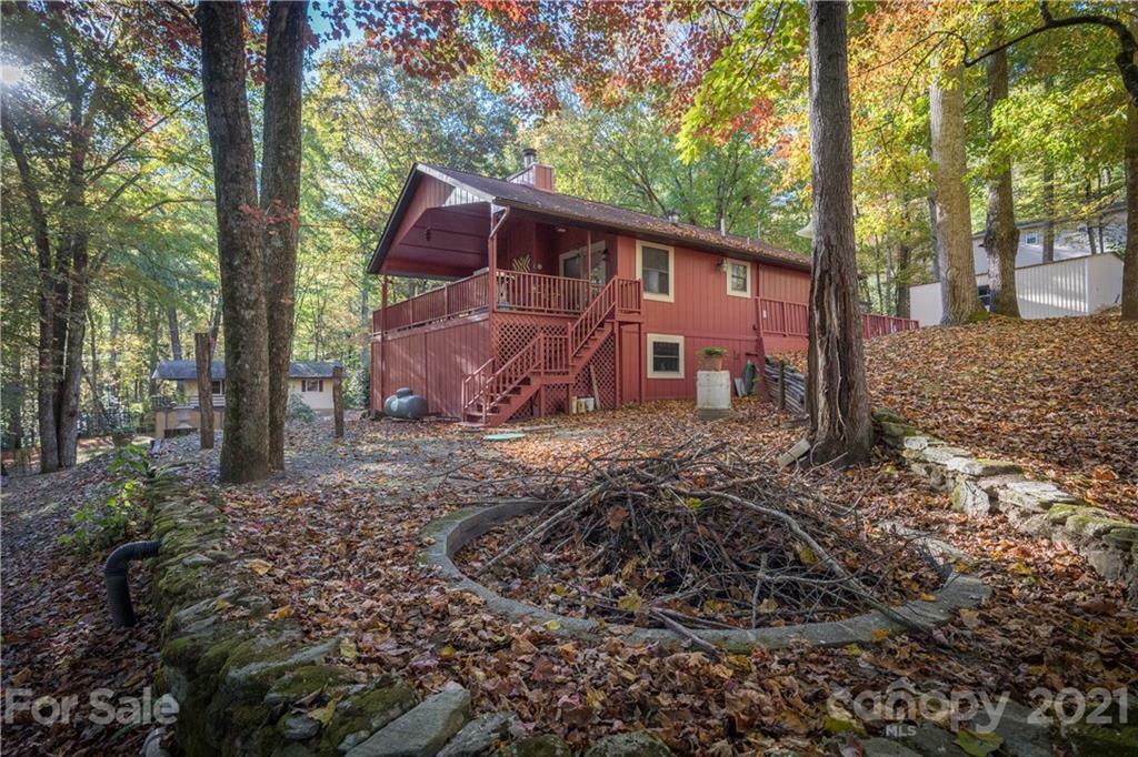 Property Photo:  170 Nottingham Road  NC 28751 