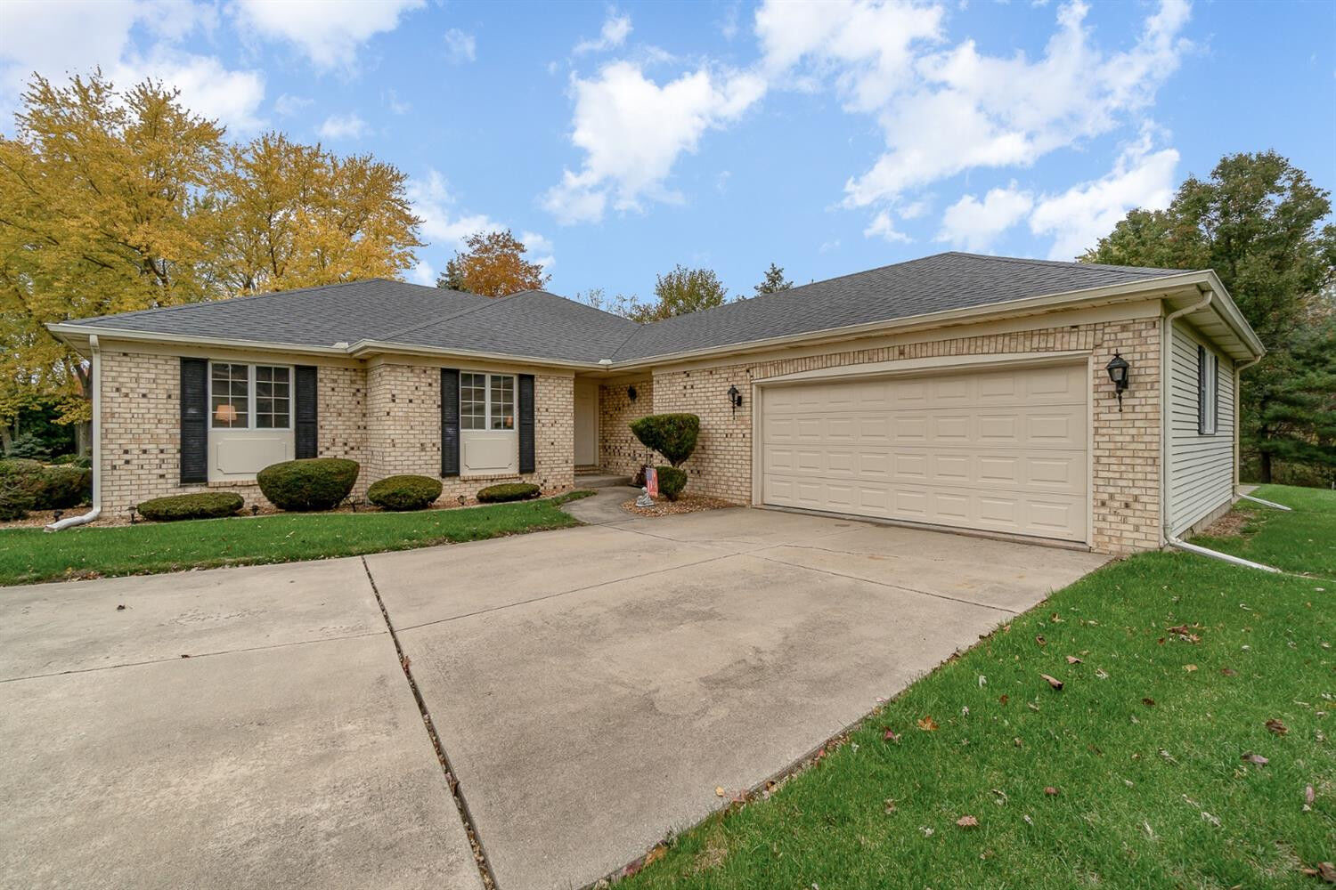 Property Photo: 601 Windamer Court IN 46383