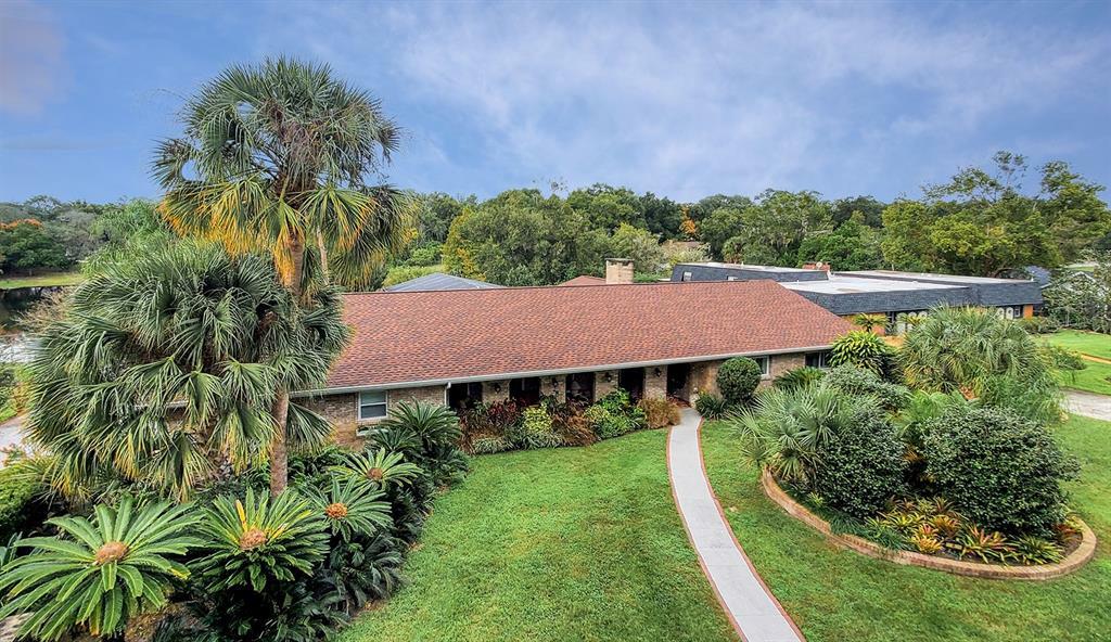 Property Photo: 4 Old Grove Lane FL 32701