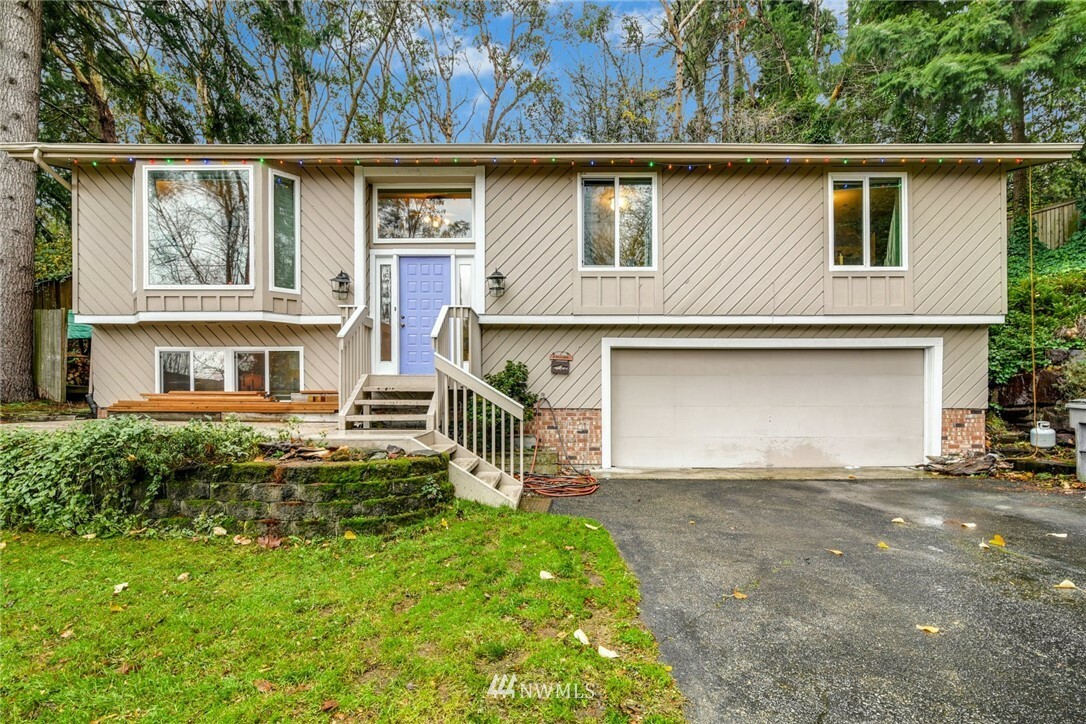 Property Photo:  2623 124th Place NE  WA 98005 