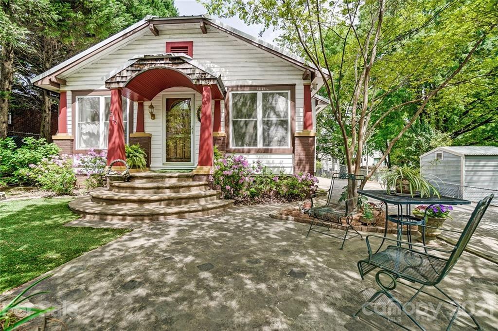 Property Photo: 517 18th Street NC 28206