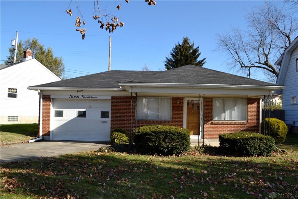 Property Photo: 2021 Ewalt Avenue OH 45420