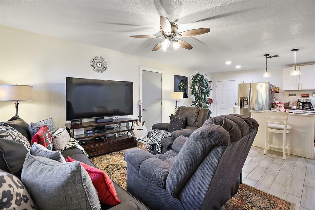 Property Photo: 3679 Mohawk Drive FL 32757