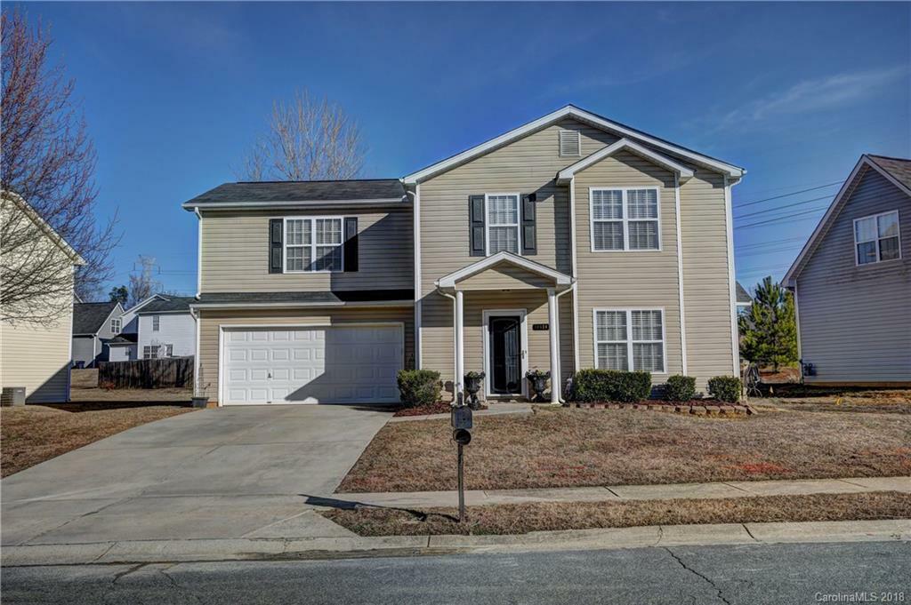 Property Photo: 10524 Turkey Point Drive NC 28214