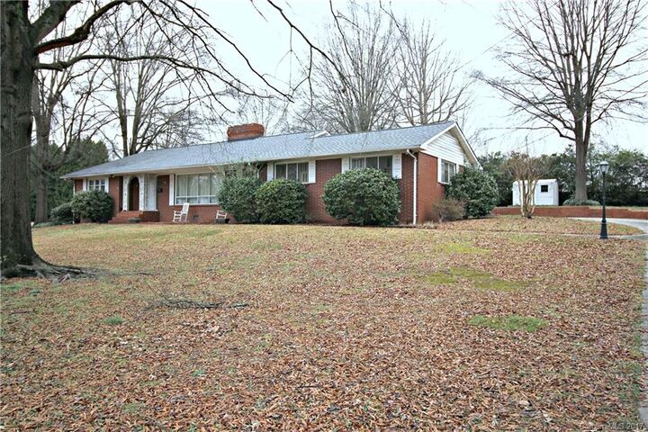 1614 Eastwood Drive  Kannapolis NC 28083 photo