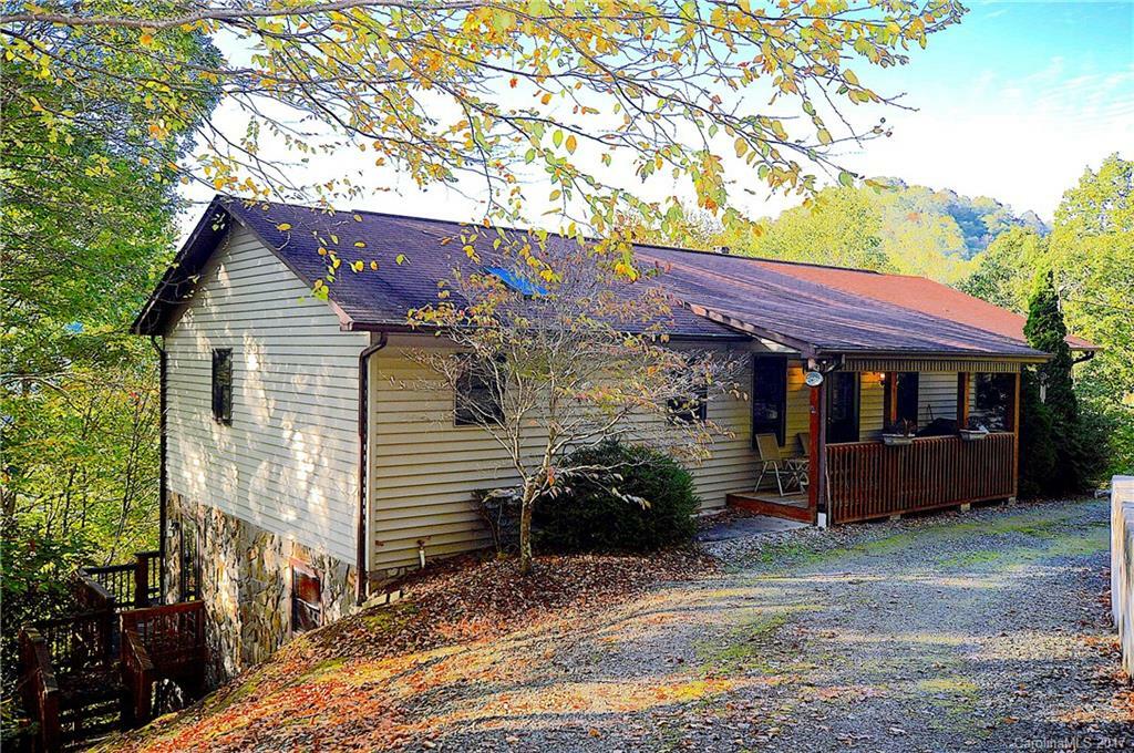 Property Photo: 2085 Maple Springs Drive NC 28785