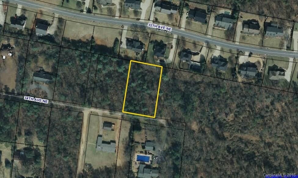 Property Photo: 215 34th Avenue NE Pt3 NC 28601