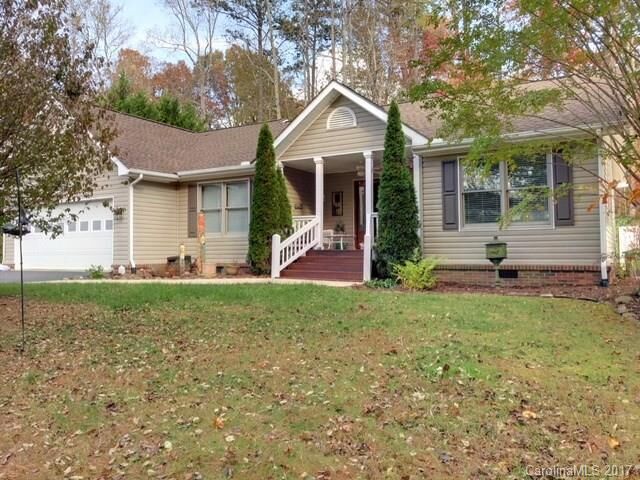 Property Photo: 14 Springfield Way NC 28704