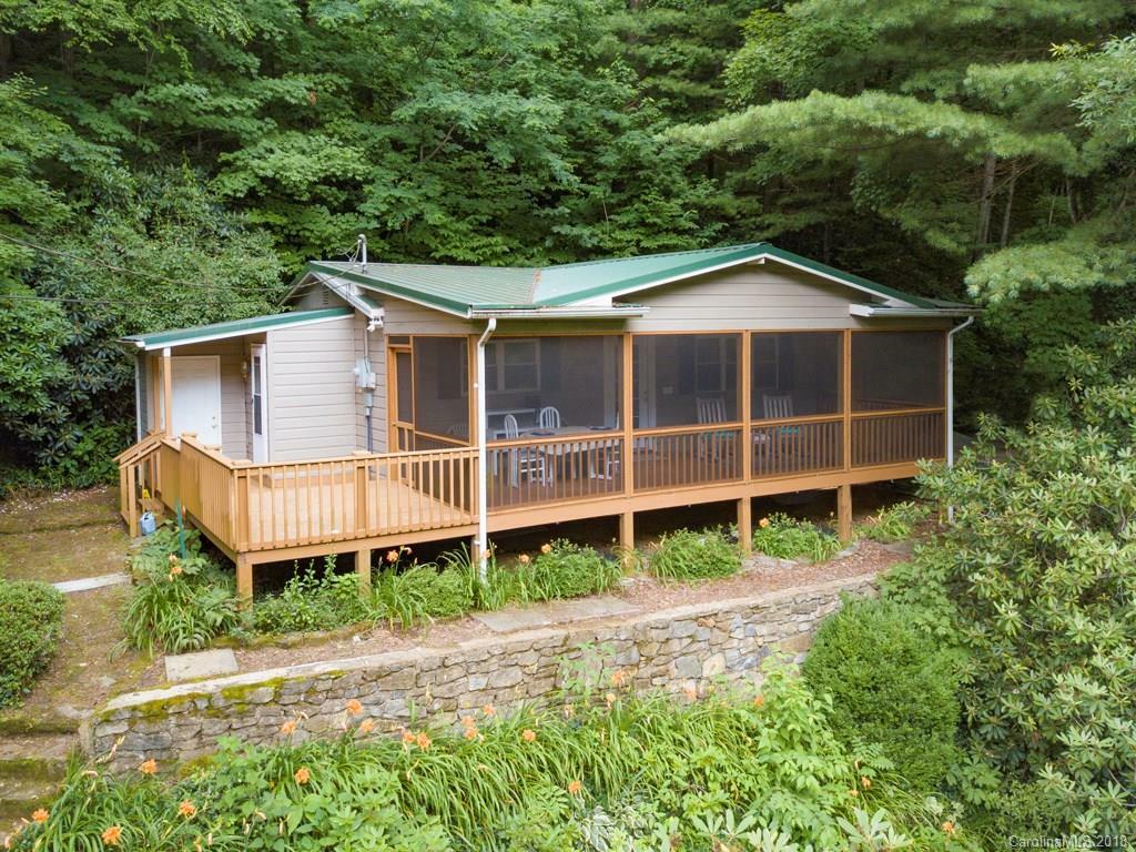 Property Photo: 1198 Walker Road NC 28786