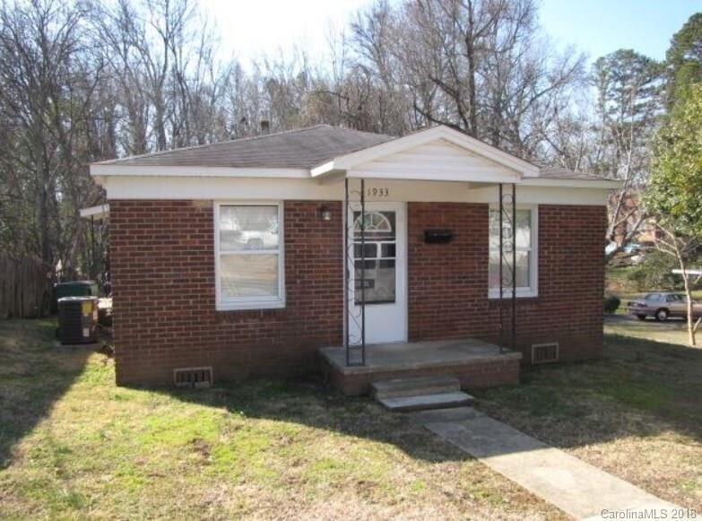 Property Photo: 1933 Saint Luke Street 2 NC 28216