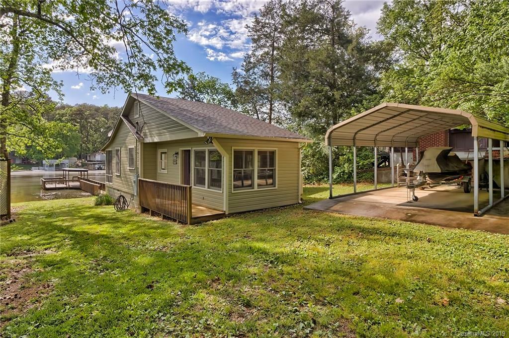 Property Photo: 344 Pinehaven Drive NC 28127