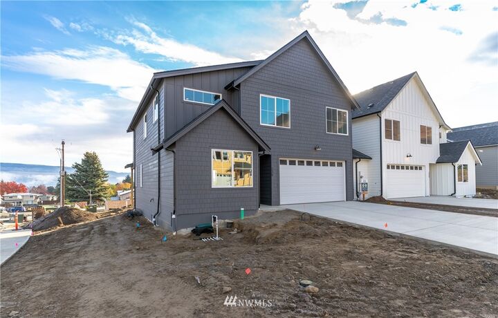 239 Sienna Road  Wenatchee WA 98801 photo
