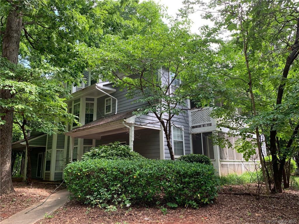 6018 Winged Elm Court  Charlotte NC 28212 photo