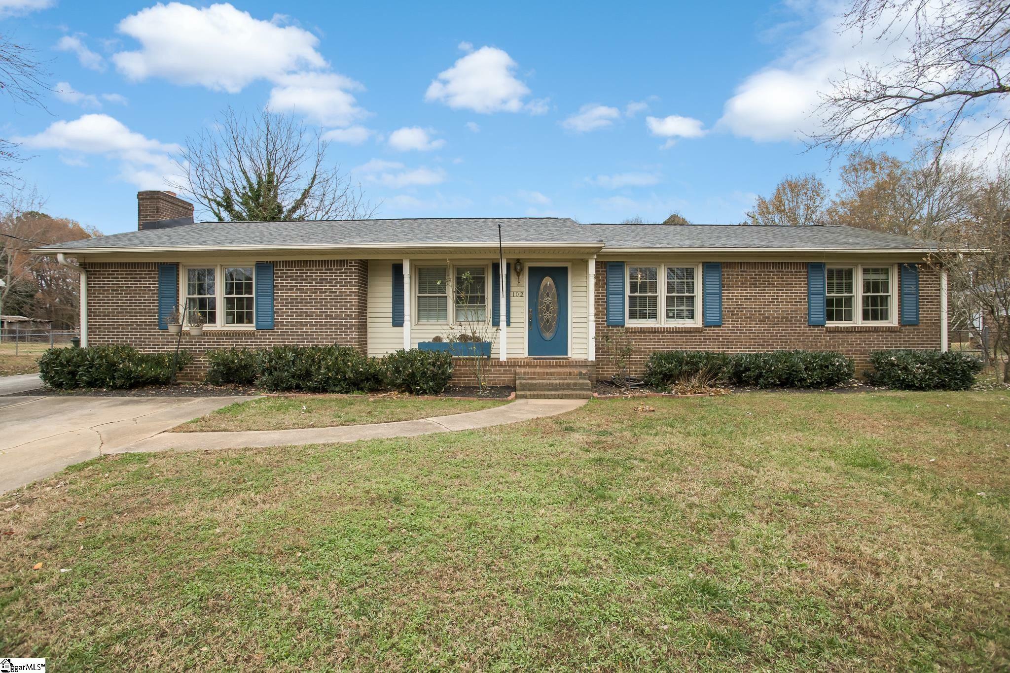 Property Photo:  102 Harris Drive  SC 29651 