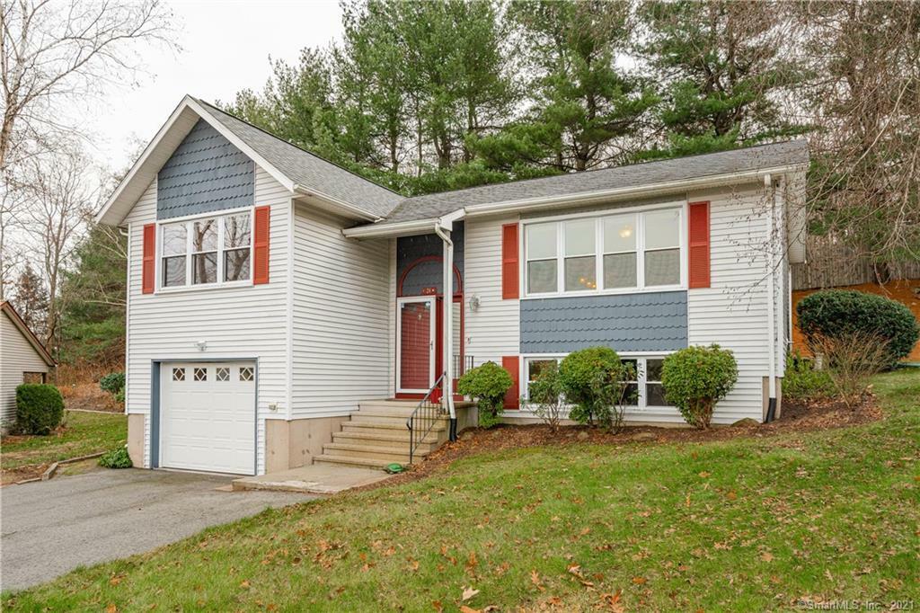 Property Photo:  26 Mohican Lane  CT 06010 