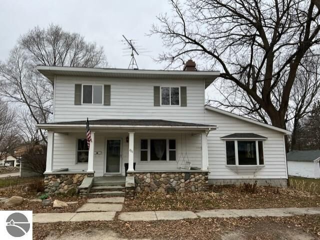 Property Photo:  420 S Franklin Street  MI 48880 