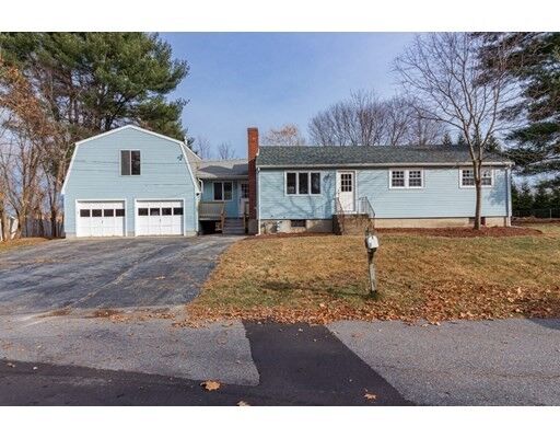 Property Photo: 1 Knowles Dr MA 01821