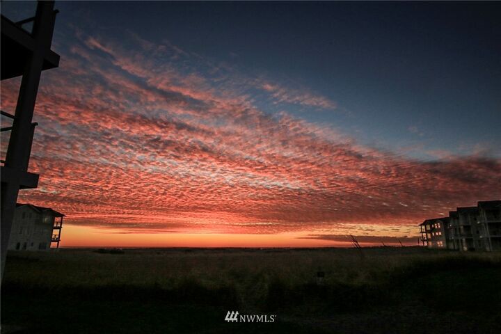 Property Photo: 1600 W Ocean Avenue 314 WA 98595