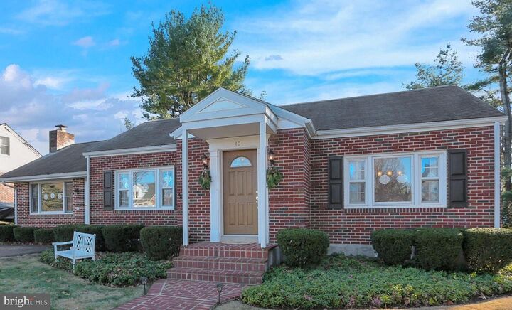 40 E Wilson Avenue  Wernersville PA 19565 photo