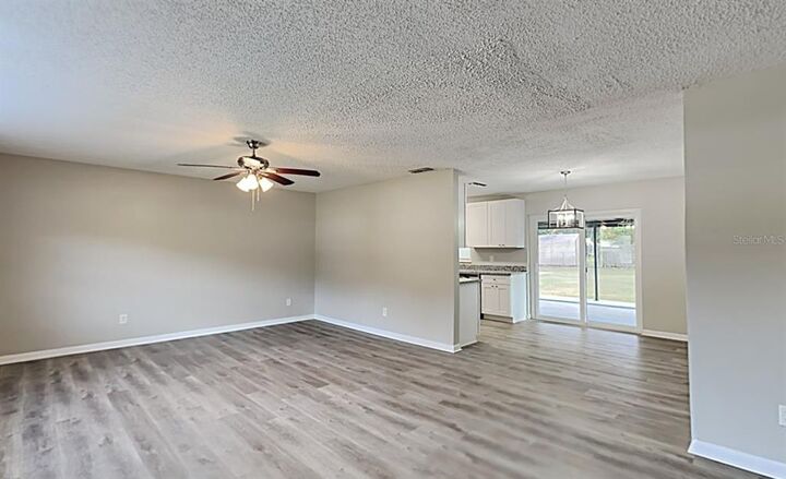 Property Photo:  2747 Gale Rose Drive  FL 33805 