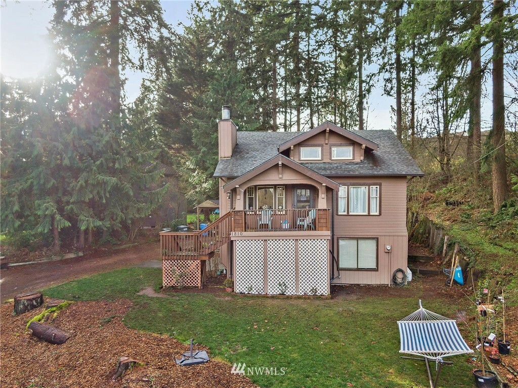 Property Photo: 1810 106th Avenue Ct E WA 98372